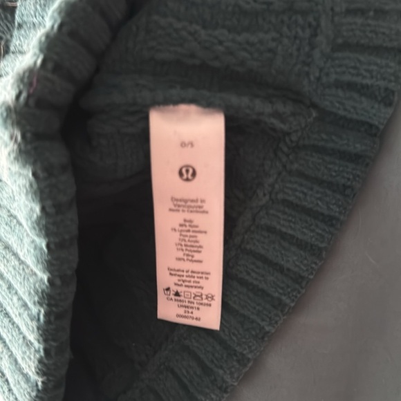 Lululemon winter hat
One size - Picture 4 of 4